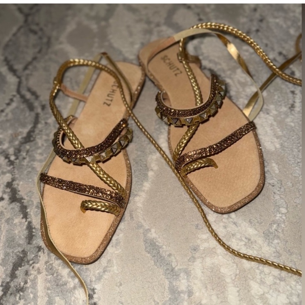 Authentic Schutz Women’s strappy sandals